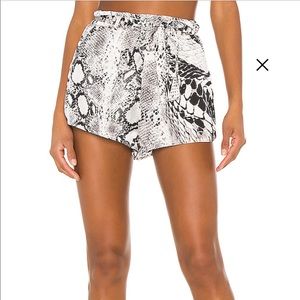 Nora Short in Black Snake- superdown